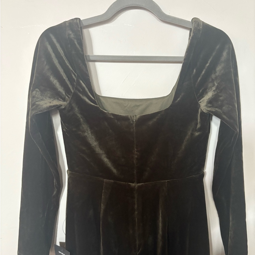 Chic Velvet Long Sleeve Dress in Dark Olive - Picture 8 of 9